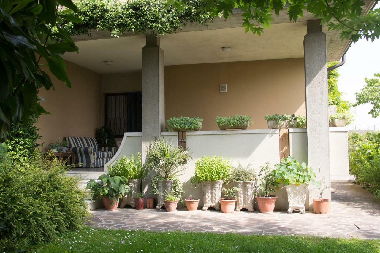 Il Giardino Bed & Breakfast Trenzano Exterior photo